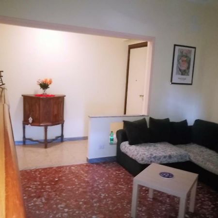 Villa Happy House Mare Di Roma Lido di Ostia Exterior foto