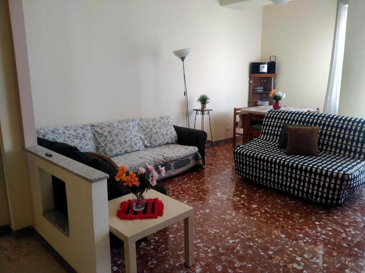 Villa Happy House Mare Di Roma Lido di Ostia Exterior foto