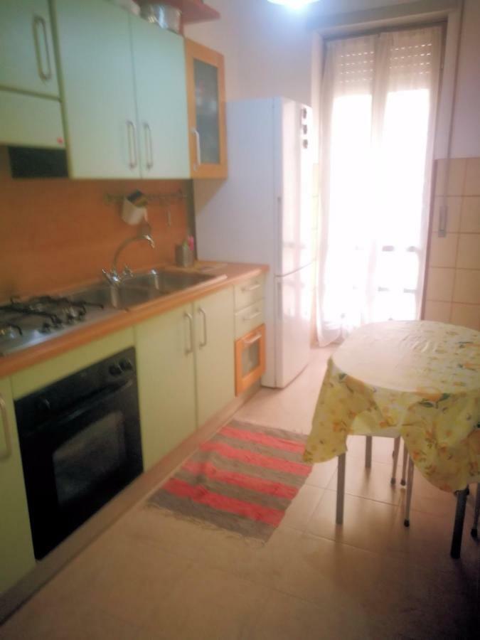 Villa Happy House Mare Di Roma Lido di Ostia Exterior foto